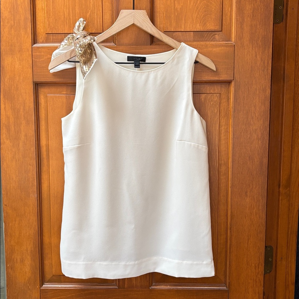 J. Crew White Top with Gold Bow Accent ✨🎀